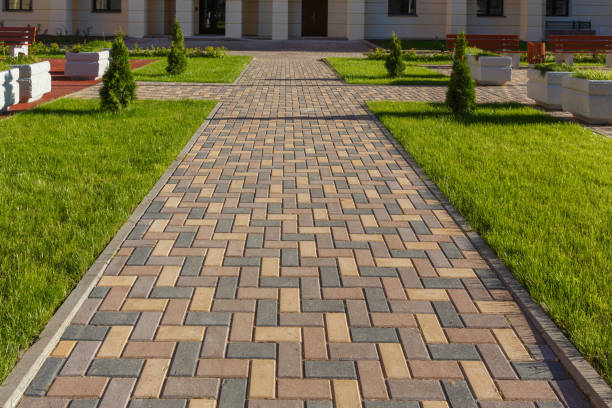 Best Custom Driveway Pavers  in Manhasset Hills, NY